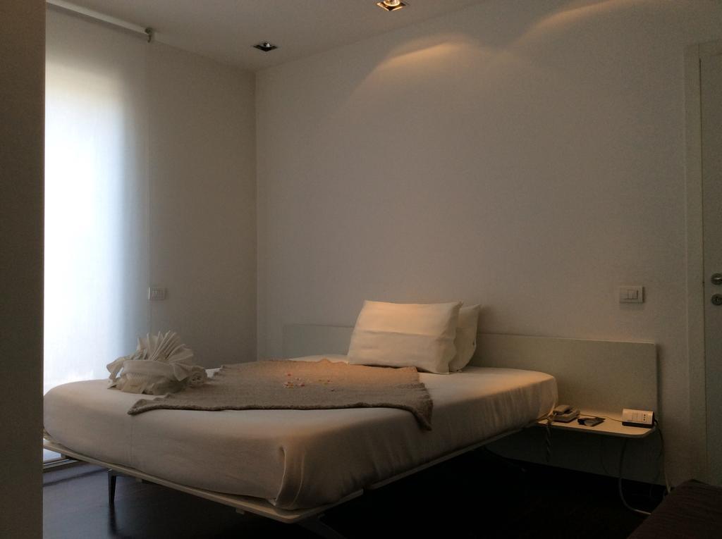 15.92 Hotel Cazzago  Eksteriør billede