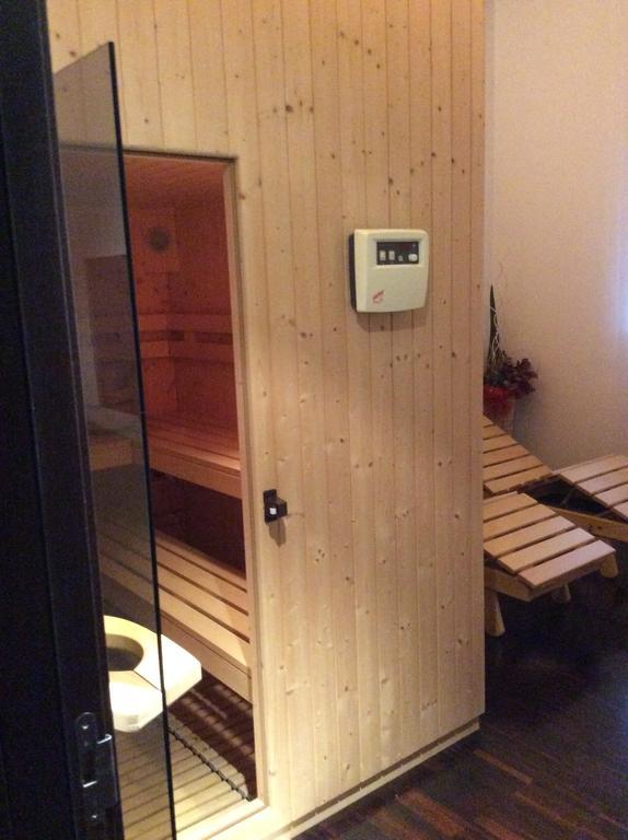 15.92 Hotel Cazzago  Eksteriør billede
